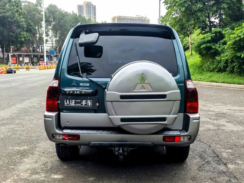 pajaro pajero