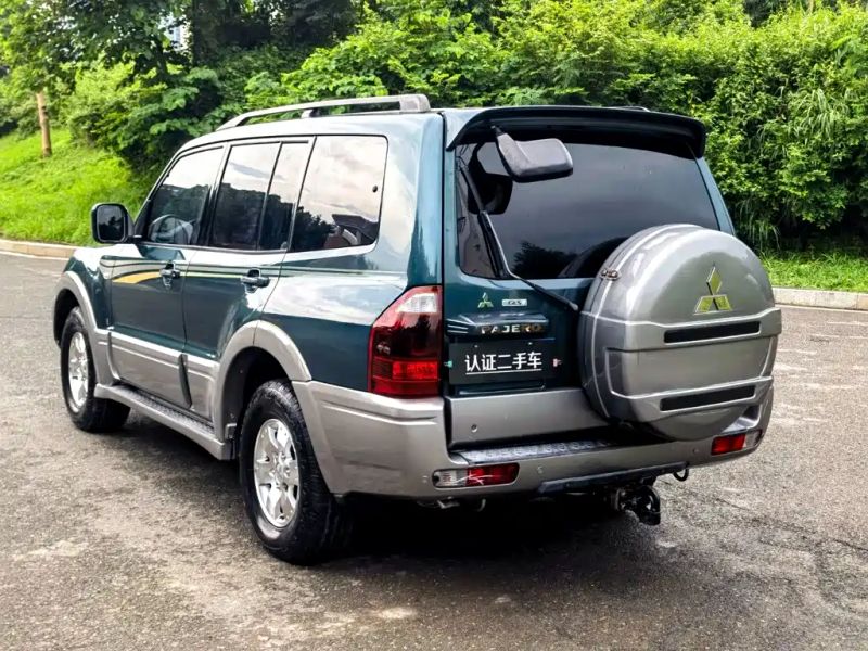 pajaro pajero