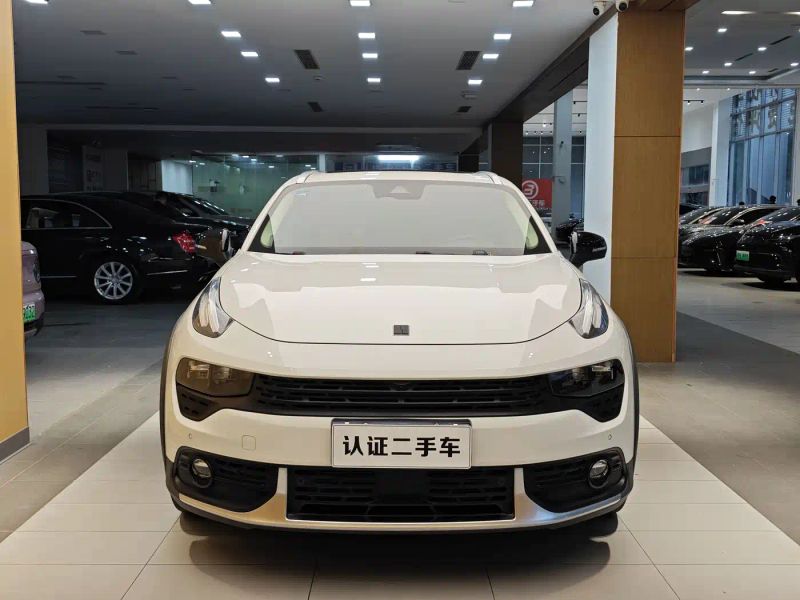 Lynk&co 02