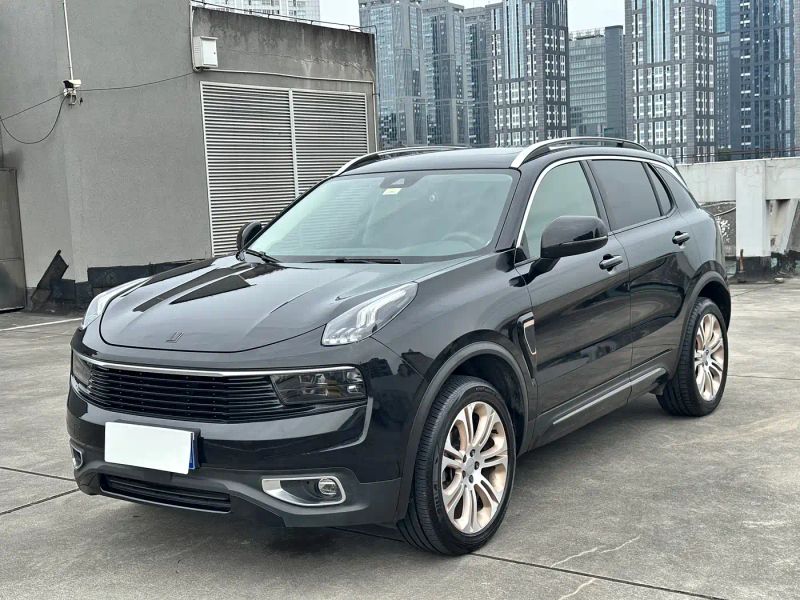 Lynk&co 01