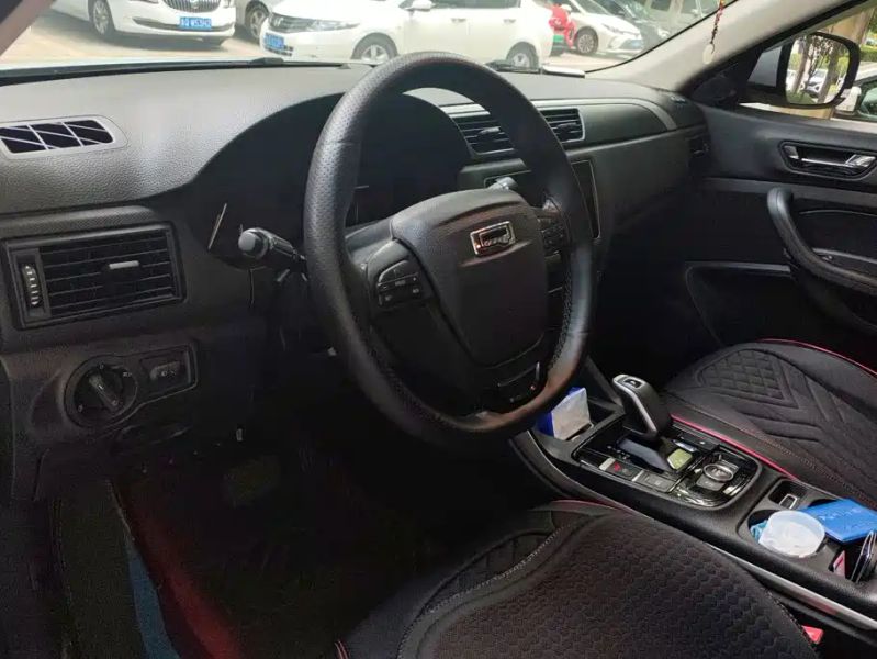 Qoros qoros_5