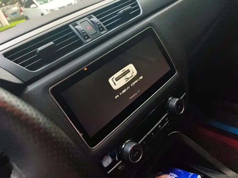 Qoros qoros_5