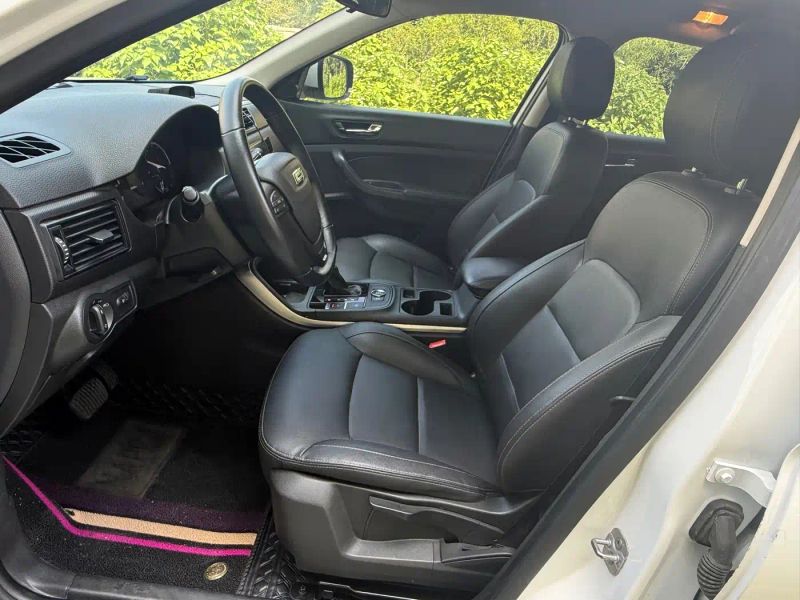 Qoros qoros_5