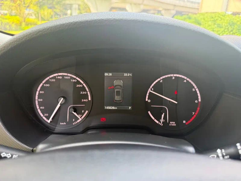 Qoros qoros_5