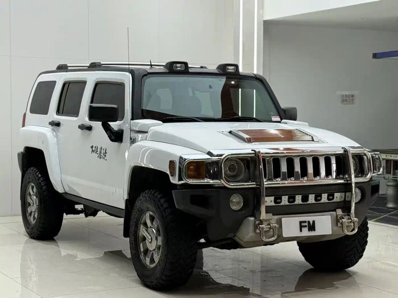 Hummer H3