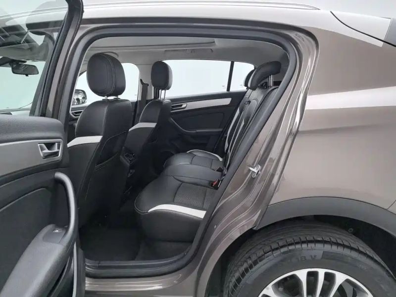Qoros 5