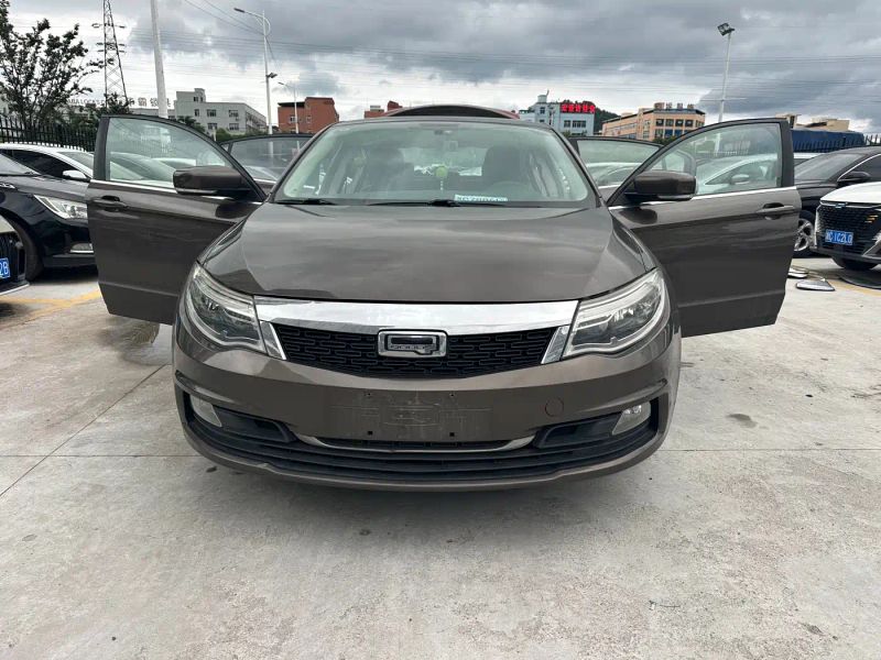 Qoros 3