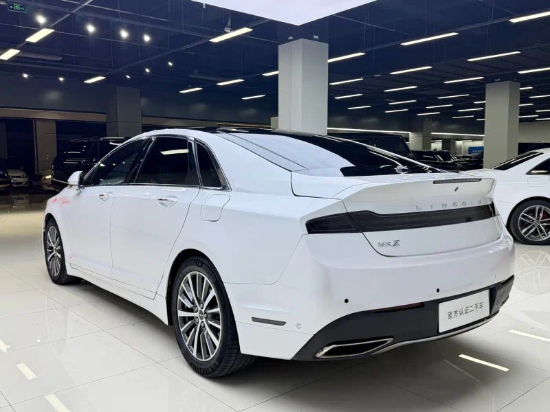 navigator mkz