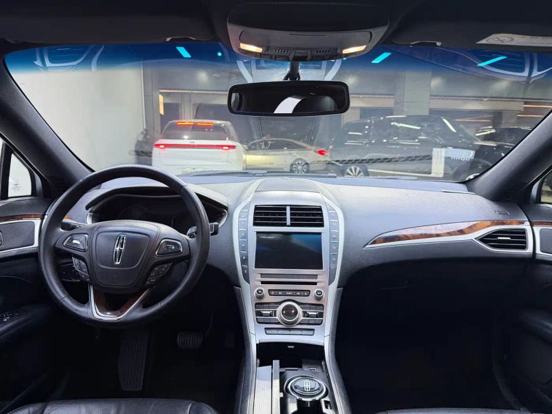 navigator mkz