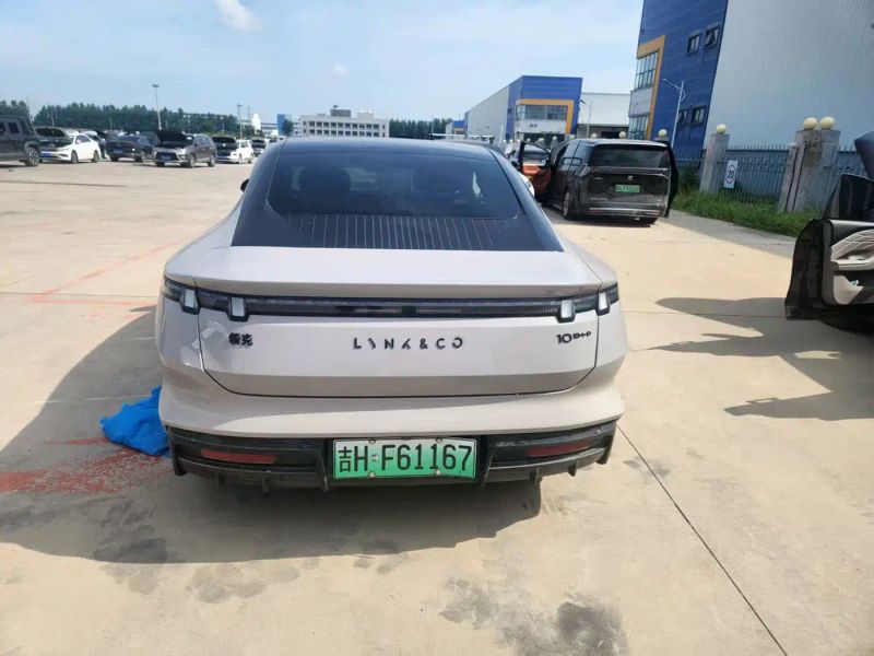Lynk&co model10