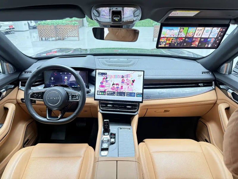 Lynk&co 09