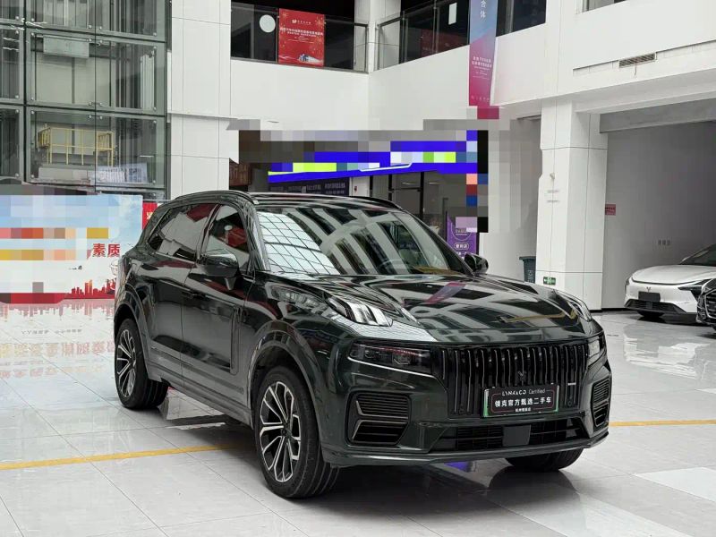 Lynk&co 09