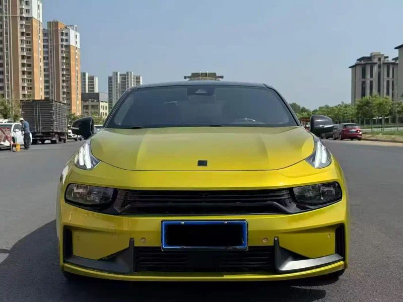 Lynk&co 03