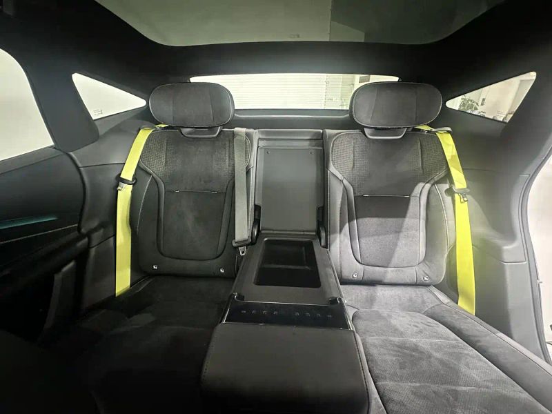 Lynk&co model10