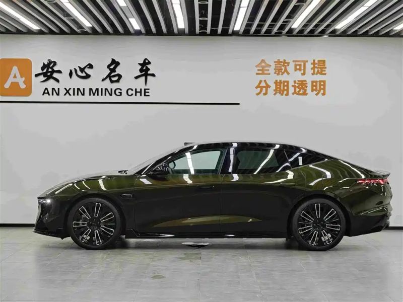 Lynk&co model10
