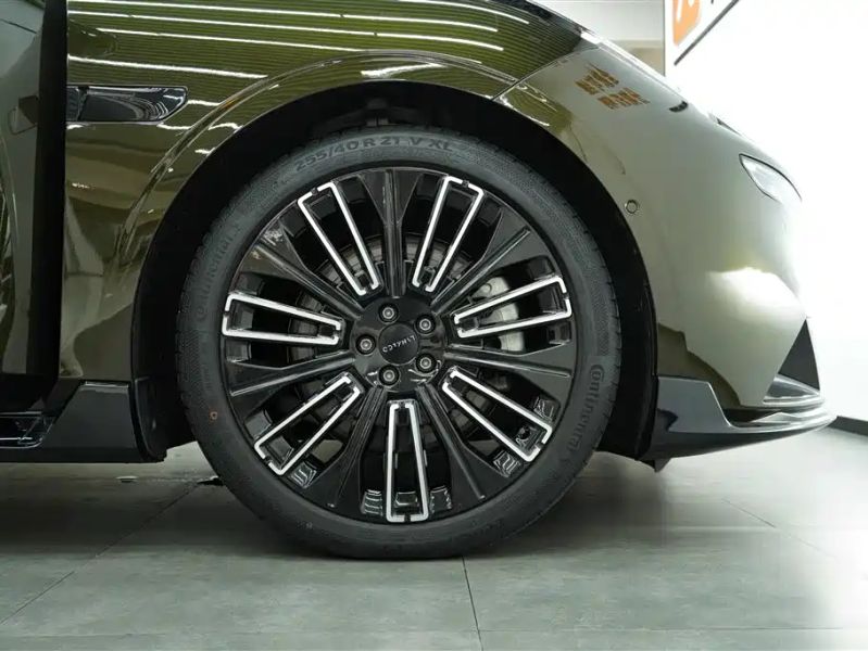 Lynk&co model10