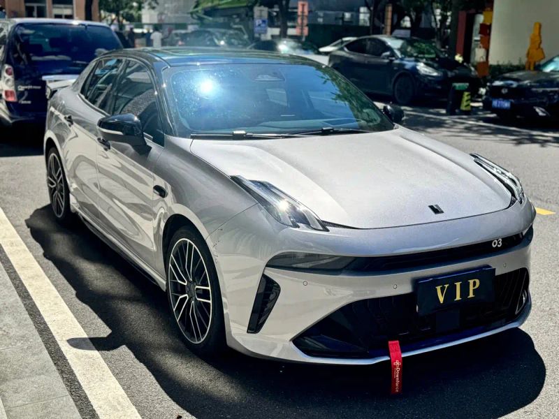 Lynk&co lynk-co-03