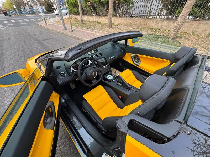 Lamborghini sports_car