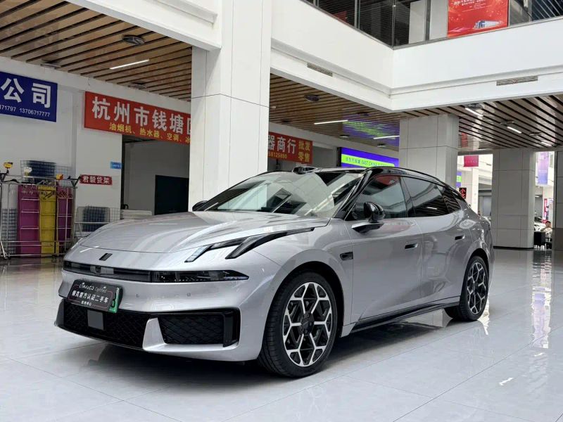 Lynk&co 07