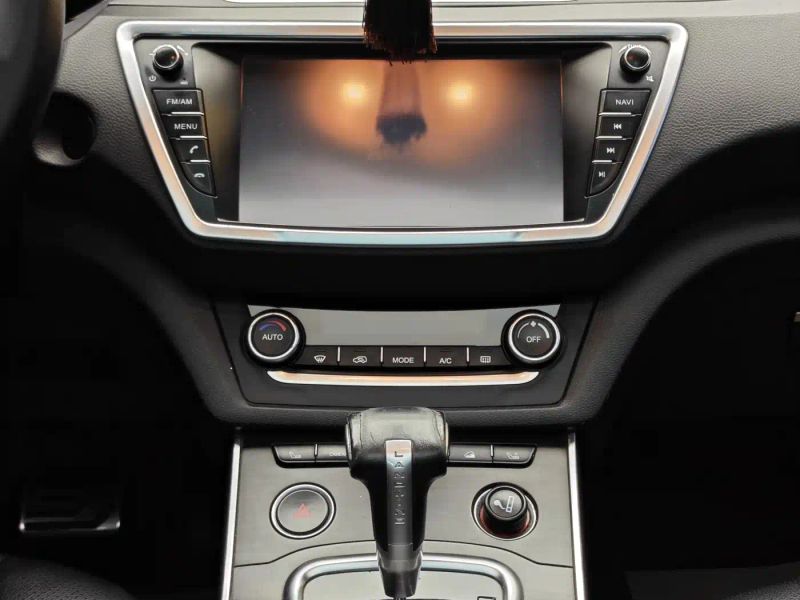 Landwind x7