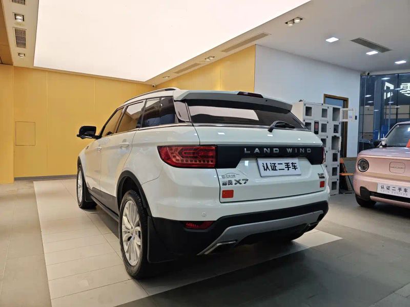 Landwind x7