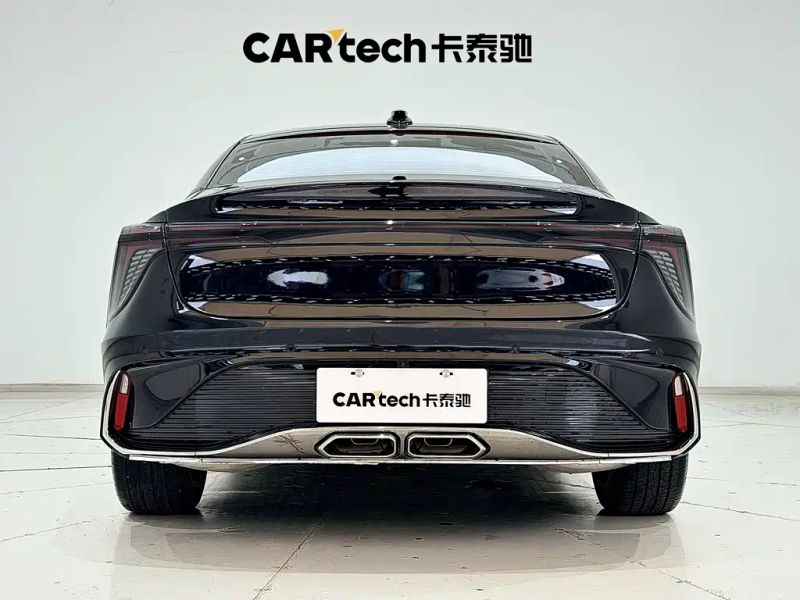 Hongqi h6