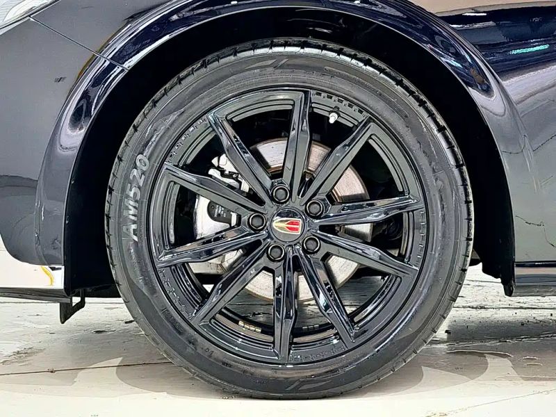 Hongqi h6