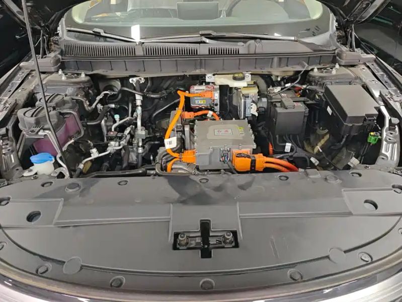 Hongqi eqm5