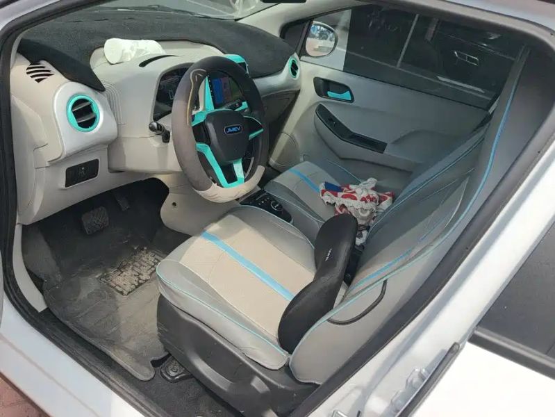 yizhi ev2