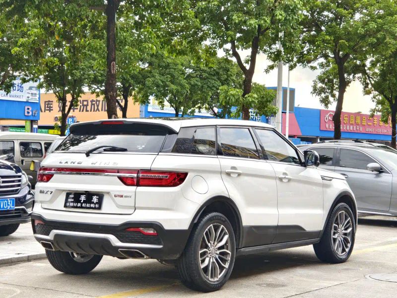 Landwind x7