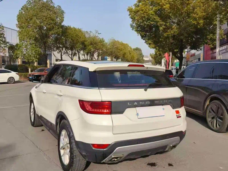 Landwind x7