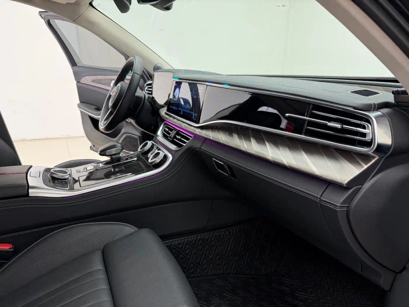 Hongqi h9