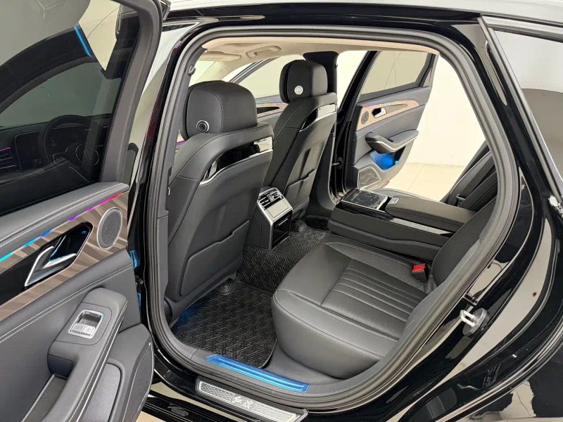 Hongqi h9