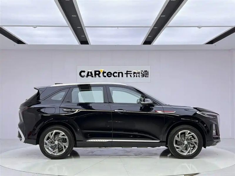 Hongqi hs3