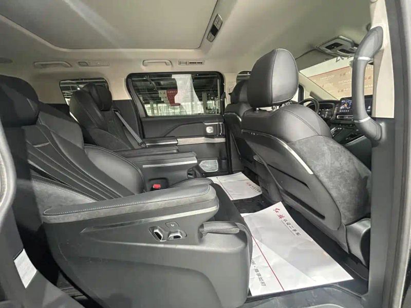 Hongqi hq9