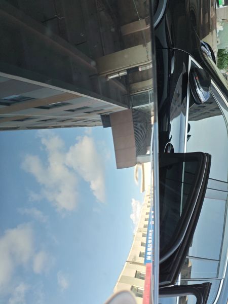 Hongqi h9