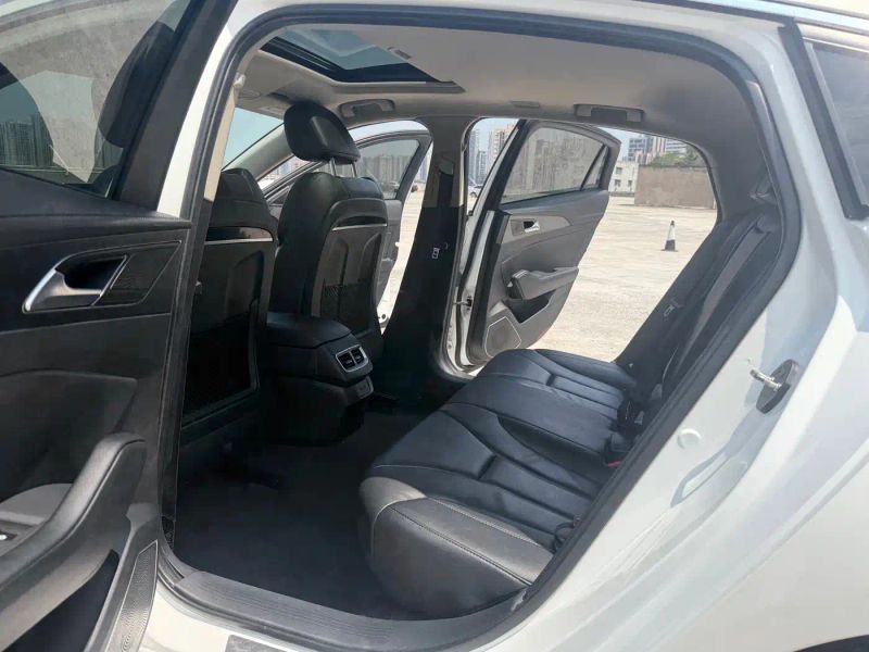 Hongqi hongqi_h5