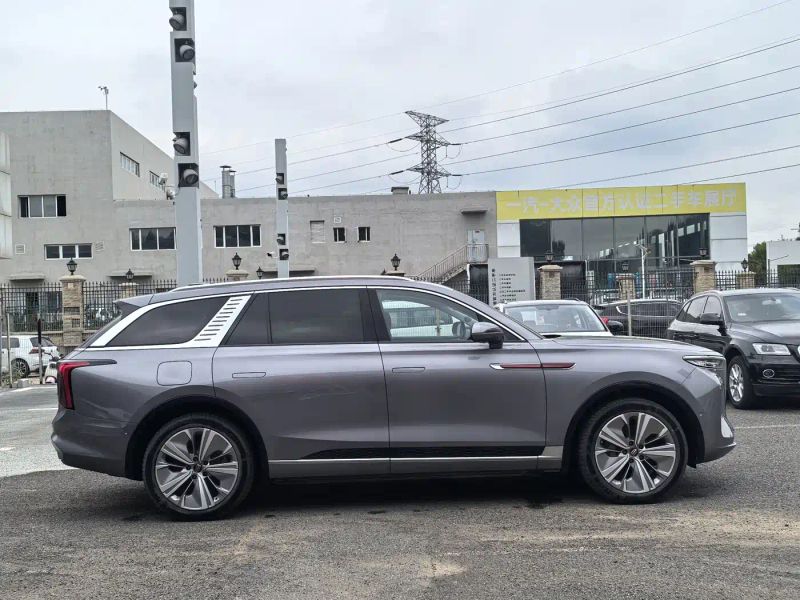 Hongqi ehs9