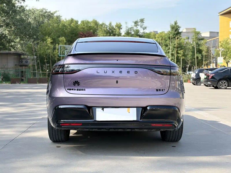 Luxeed r7