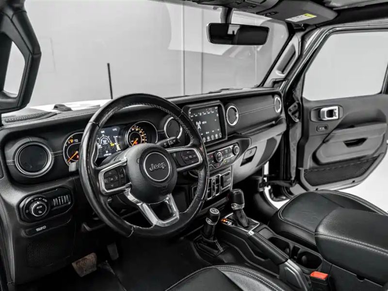 Jeep gladiator