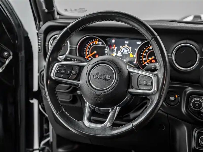 Jeep gladiator