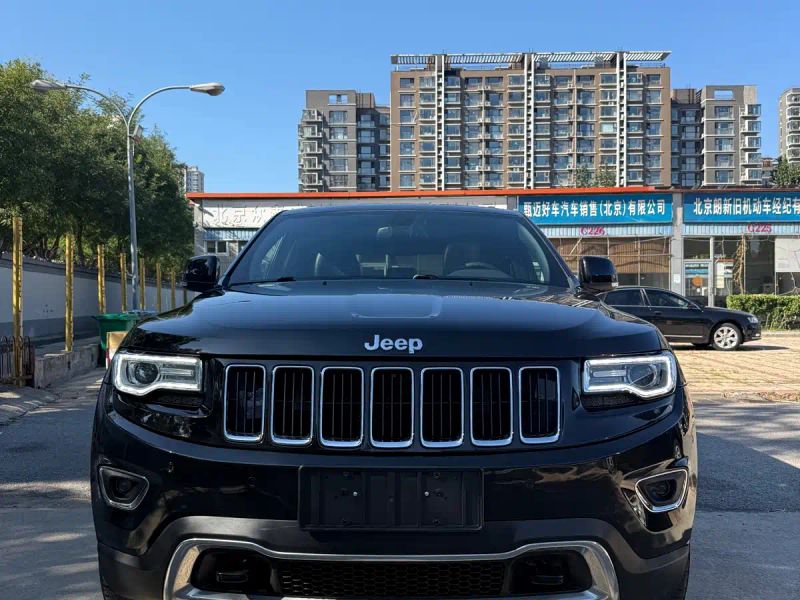 Jeep grand-cherokee-imported