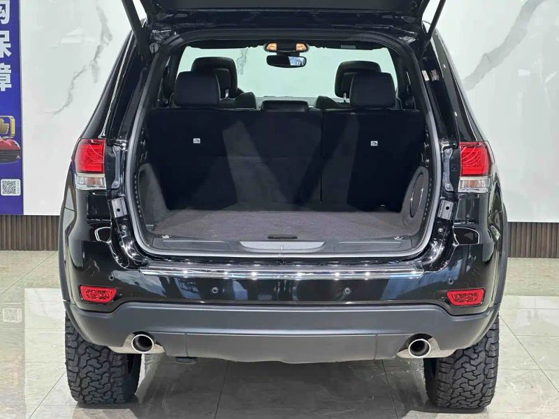 Jeep cherokee