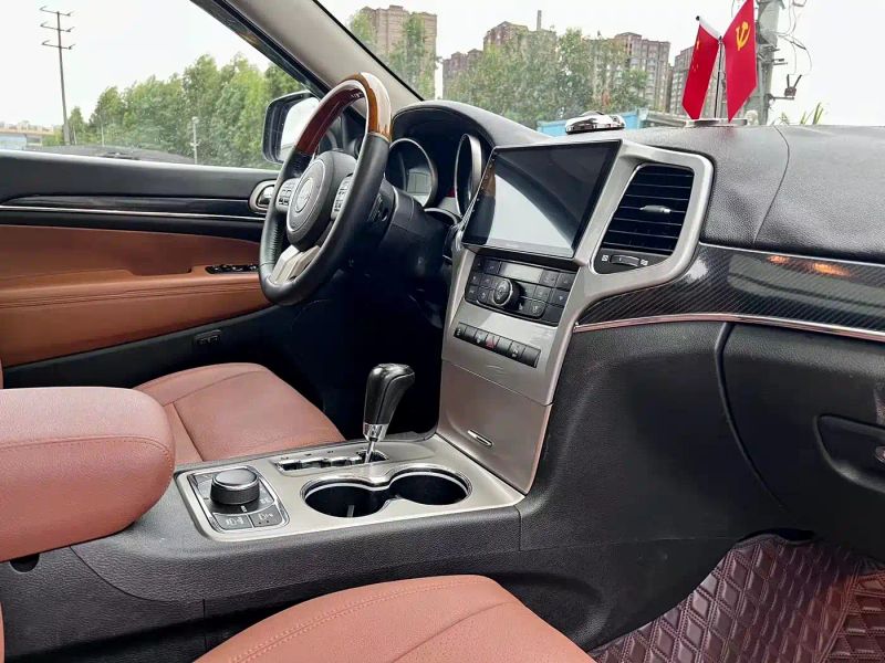 Jeep grand-cherokee
