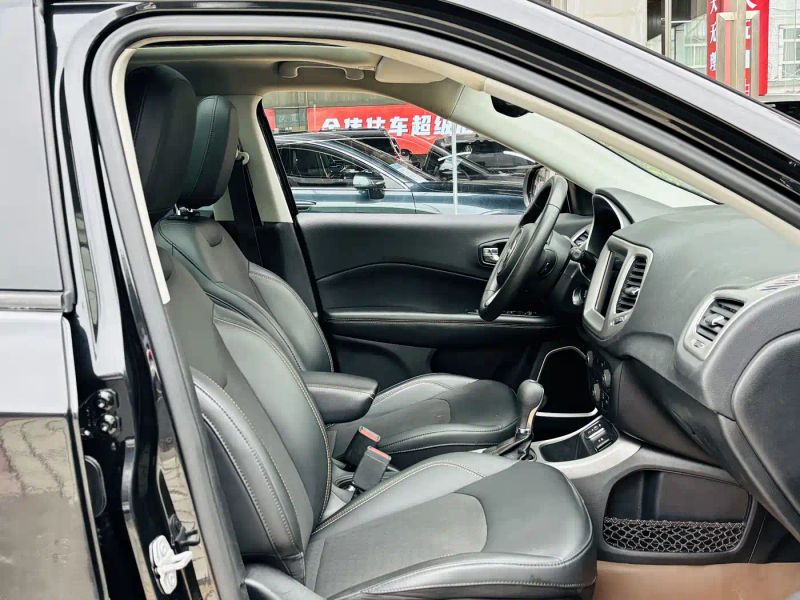 Jeep compass