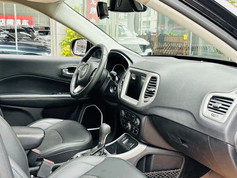 Jeep compass