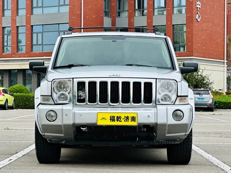 Jeep commander-classic
