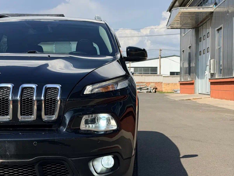 Jeep cherokee