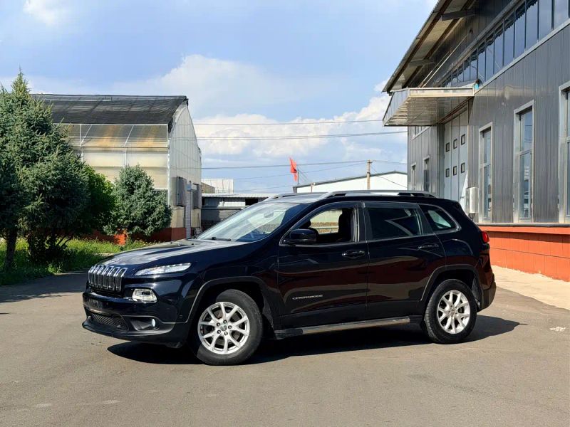 Jeep cherokee