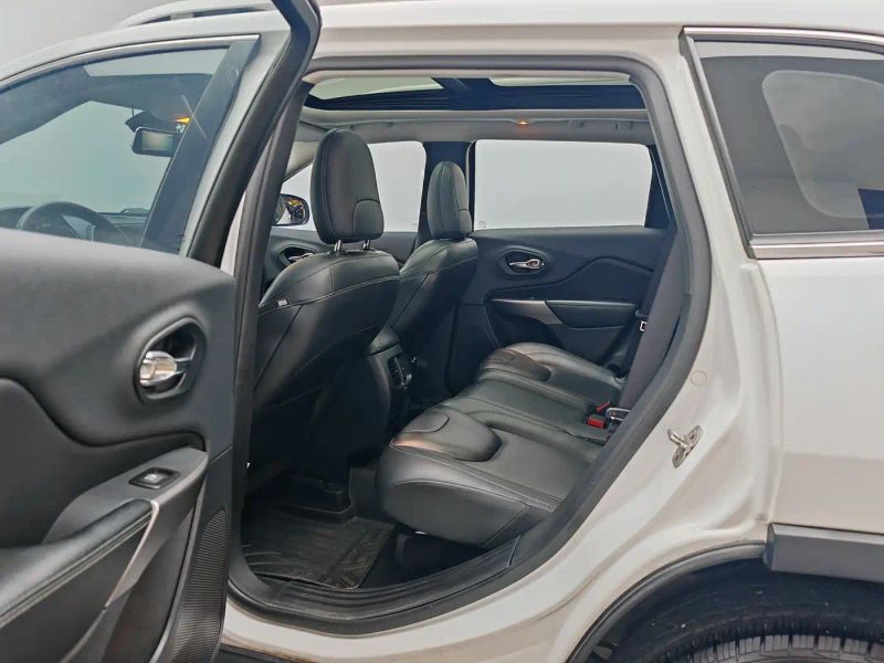 Jeep cherokee